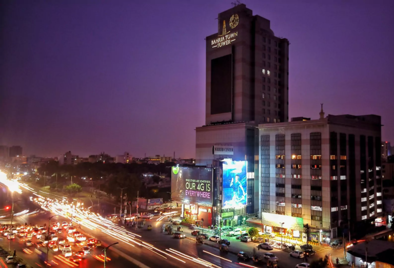 Shahrah-e-Qaideen location image