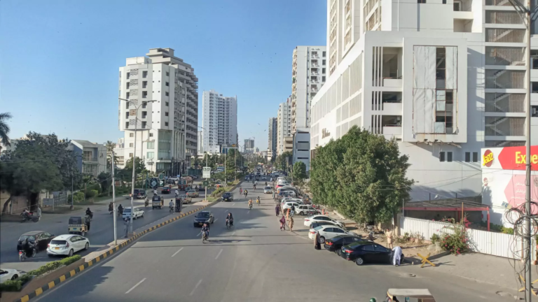 Khaliq Uz Zaman road location image