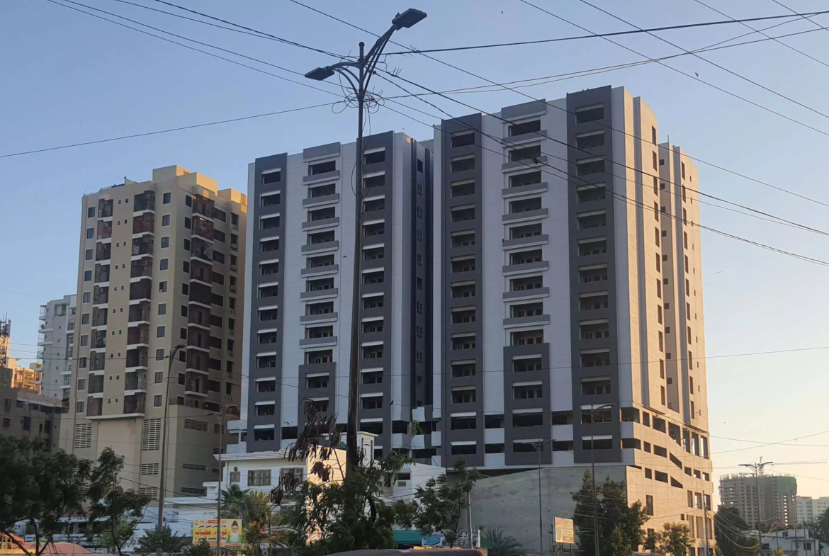 Luxurious 2 Bedroom Flat for Rent in Metro Central Plaza, Clifton Karachi