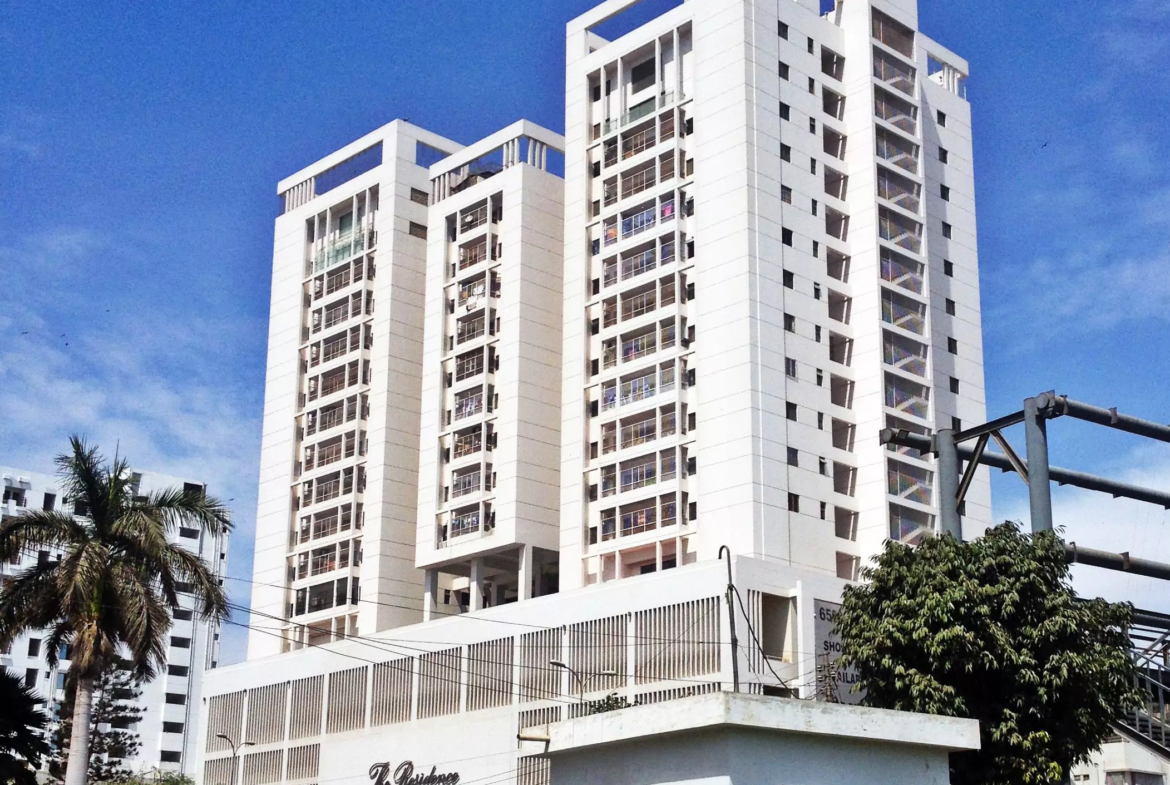 The Residence Clifton: 3 Bedroom Flat for Sale in Karachi