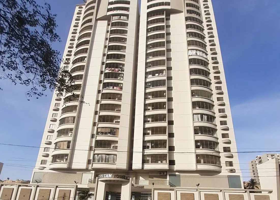 Luxurious 3-Bedroom Apartment Zamzam Towers, Civil Lines