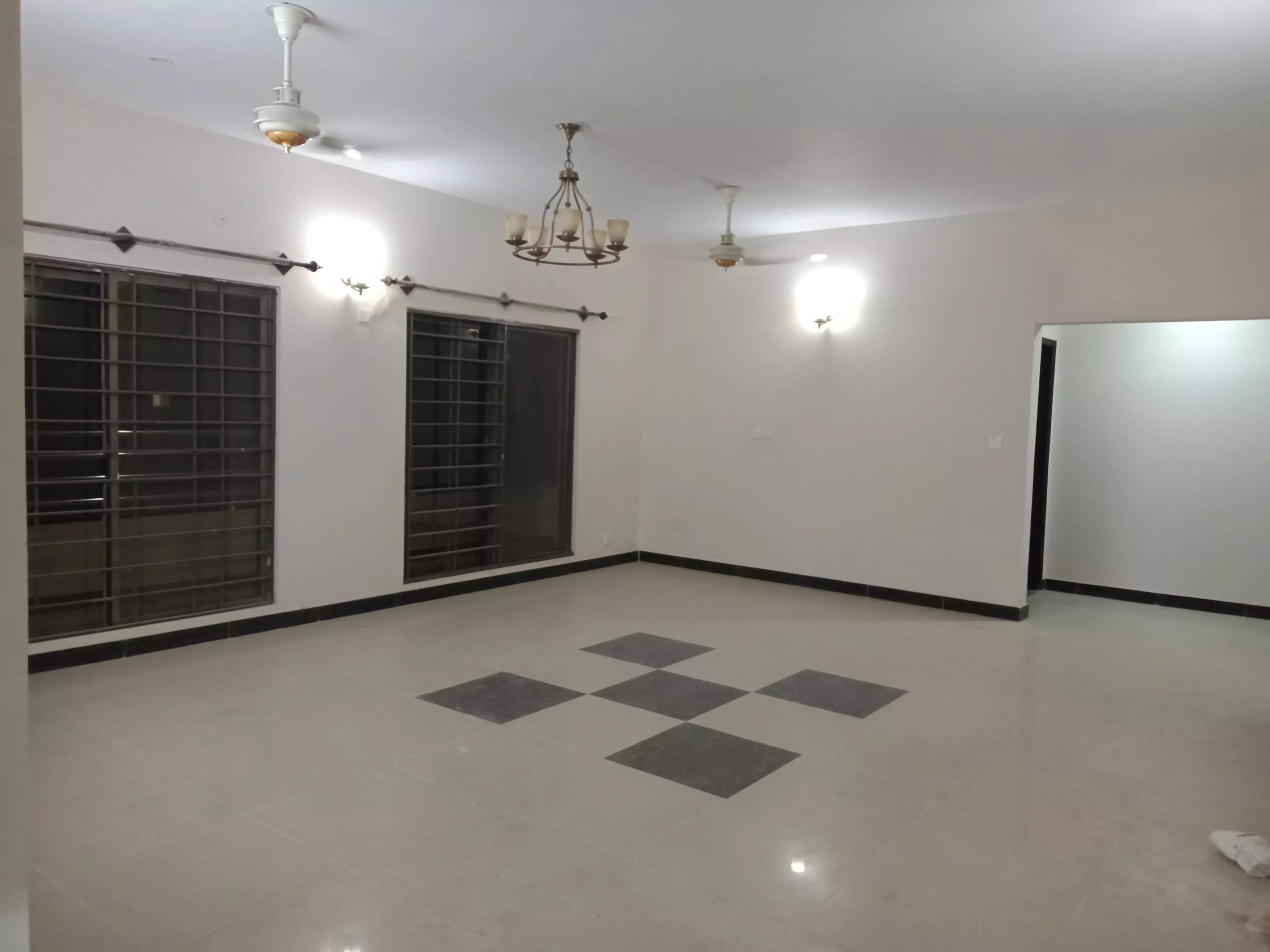 Luxurious 3-Bedroom Apartment for Sale in Askari 3 Karachi Cantt