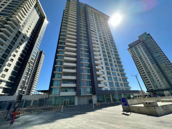 Luxury 3-Bedroom Sea View Apartment For Rent In Emaar Pearl 13 Luxury 3-Bedroom Sea View Apartment For Rent In Emaar Pearl Dha Phase 8 Karachi