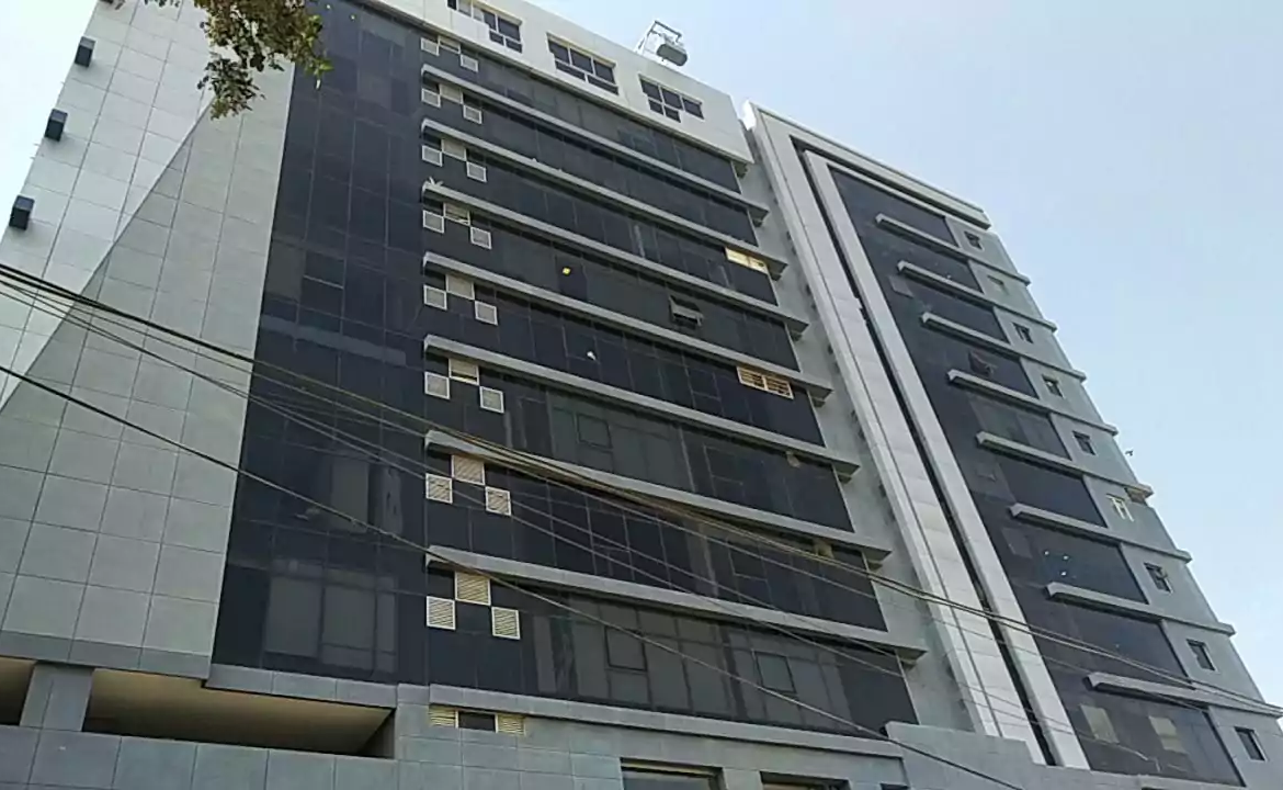 Luxury 1635 Sqft Rented Office For Sale In Clifton Diamond Block 4, Clifton Karachi | MaxX Capitals: Real Estate Experts