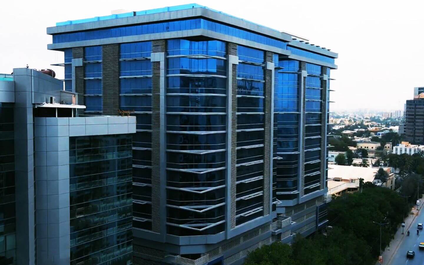 Premium Corner Office Space for SaleRent – Fortune Towers Shahrah e Faisal (2) Premium Corner Office Space for SaleRent – Fortune Towers Shahrah e Faisal