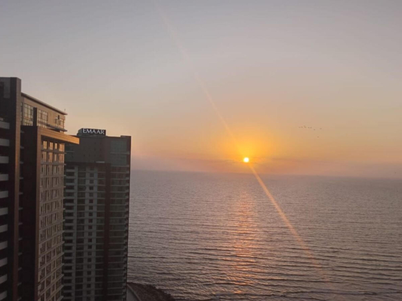 3 Bed Sea Facing Apartment For Rent Emaar Pearl Tower 3 Dha 1