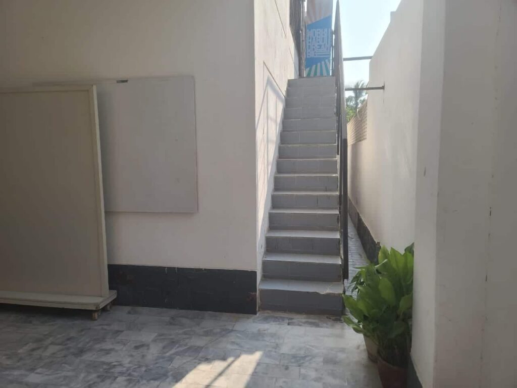 250 sqyds house for sale in clifton block 4