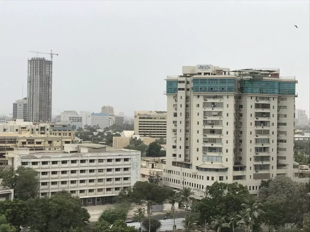 Abeeda Tower Apartment For Sale In Civil Line Clifton Karachi (3)